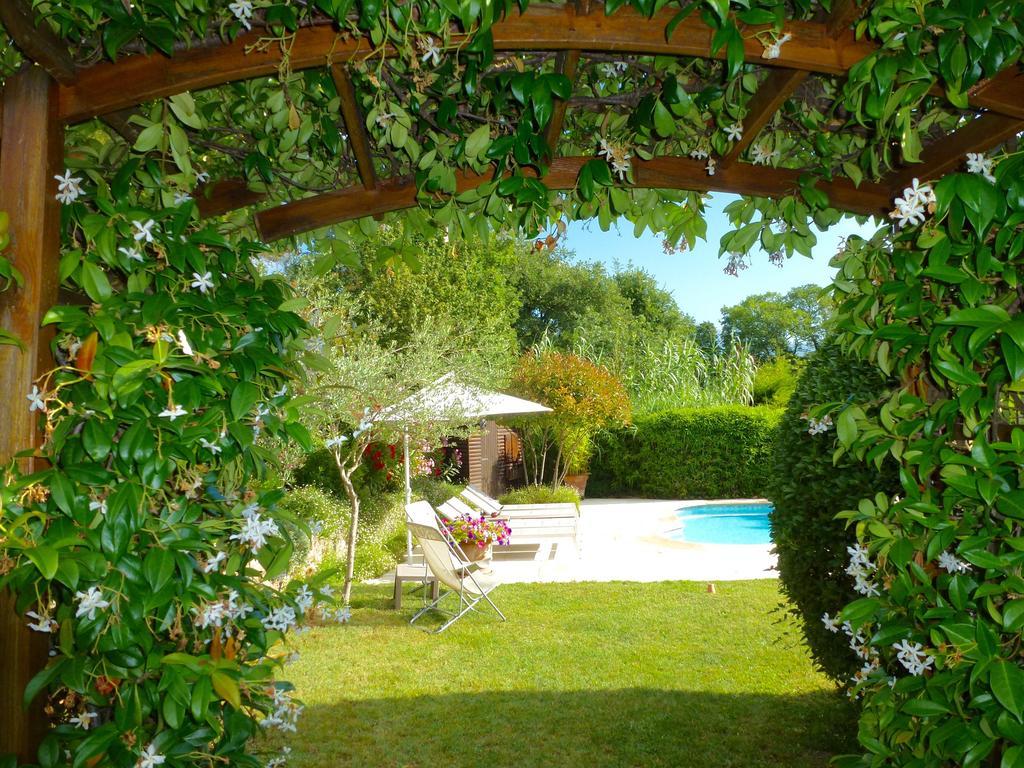 Hotel La Manzanera Roquefort-les-Pins Exterior foto